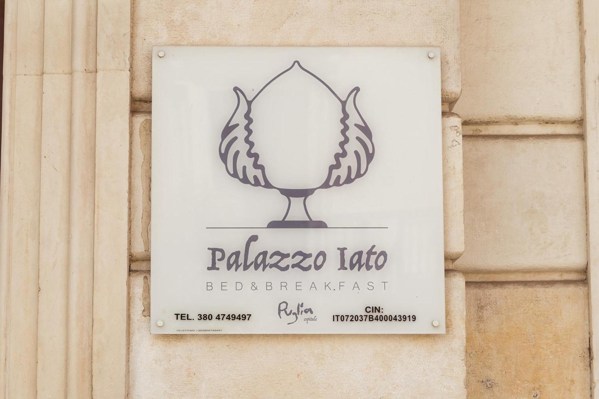 Palazzo Iato Apartment Rutigliano Bagian luar foto