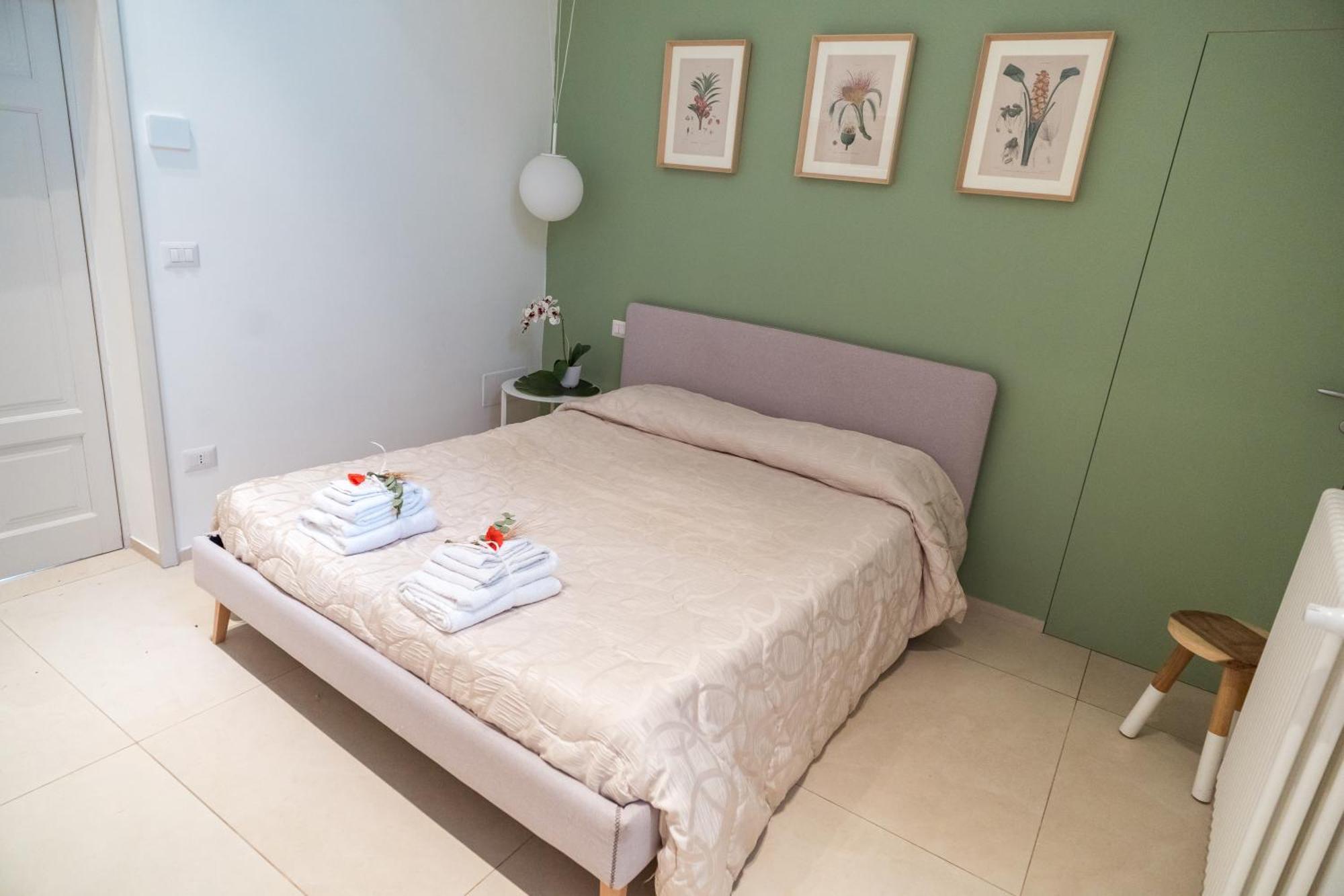 Palazzo Iato Apartment Rutigliano Bagian luar foto