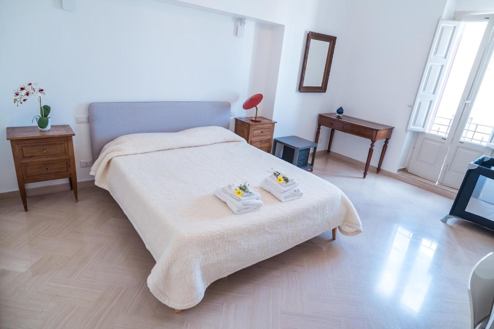 Palazzo Iato Apartment Rutigliano Bagian luar foto