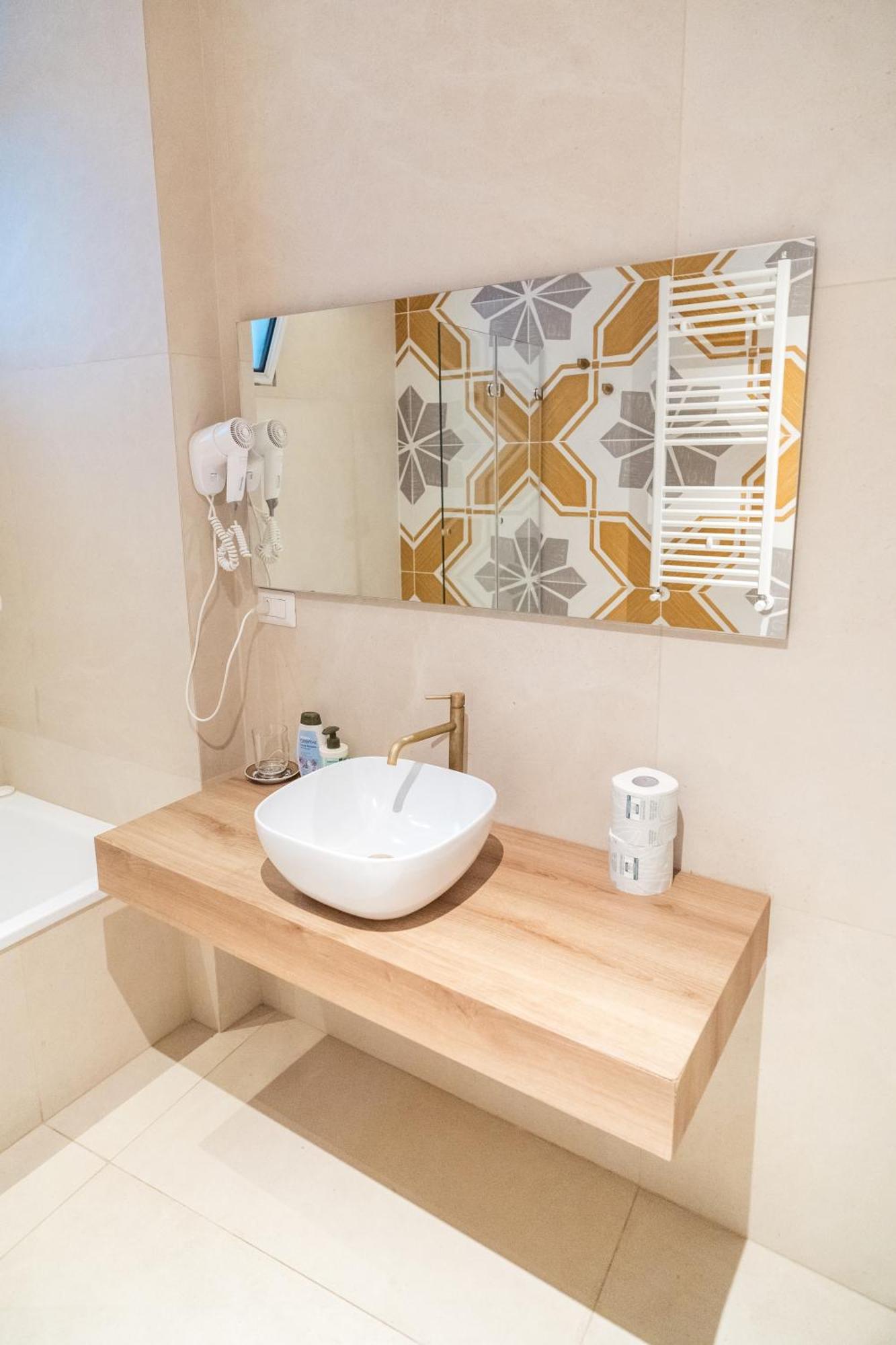 Palazzo Iato Apartment Rutigliano Bagian luar foto