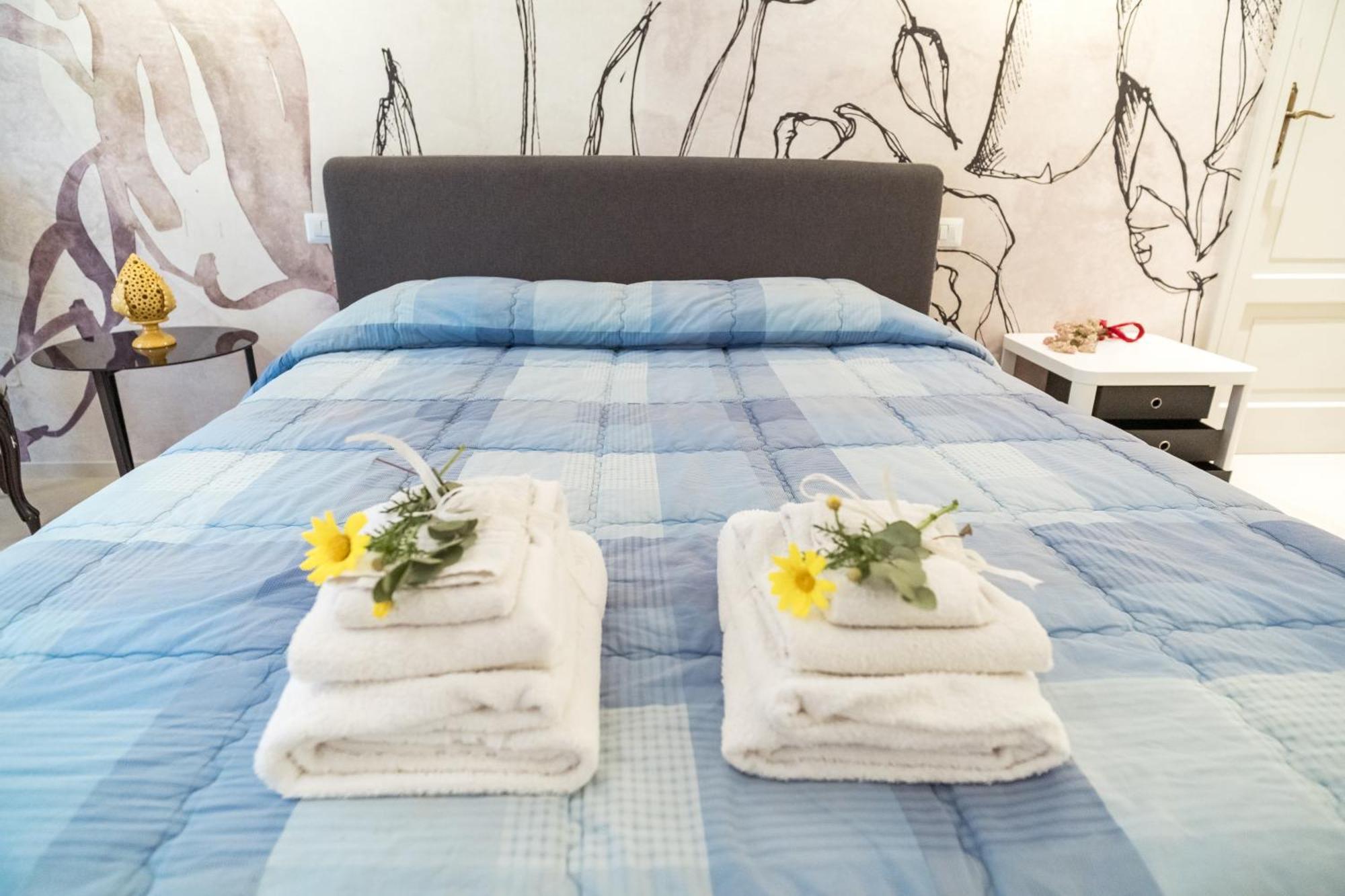 Palazzo Iato Apartment Rutigliano Bagian luar foto