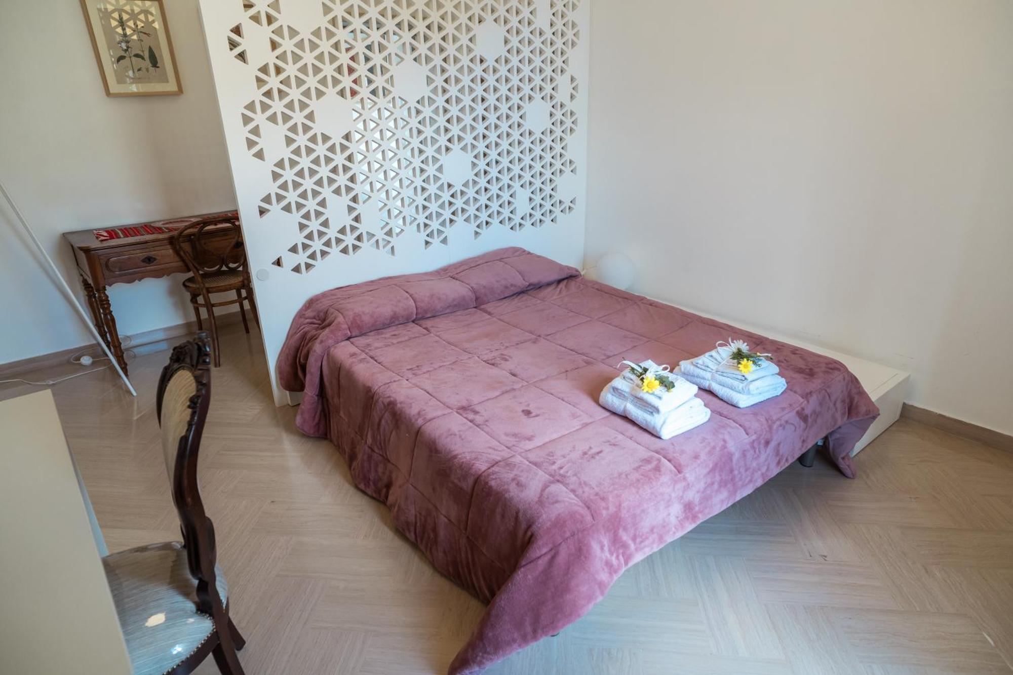 Palazzo Iato Apartment Rutigliano Bagian luar foto