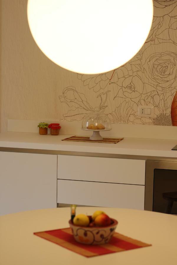 Palazzo Iato Apartment Rutigliano Bagian luar foto