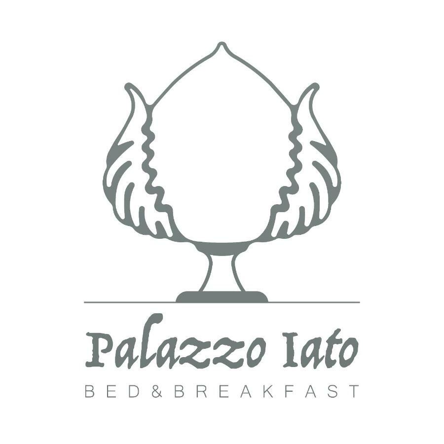 Palazzo Iato Apartment Rutigliano Bagian luar foto